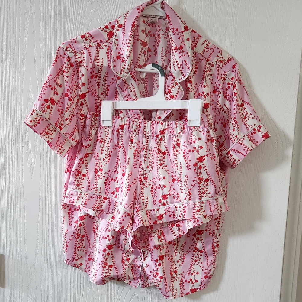 Victoria's Secret Pajamas set